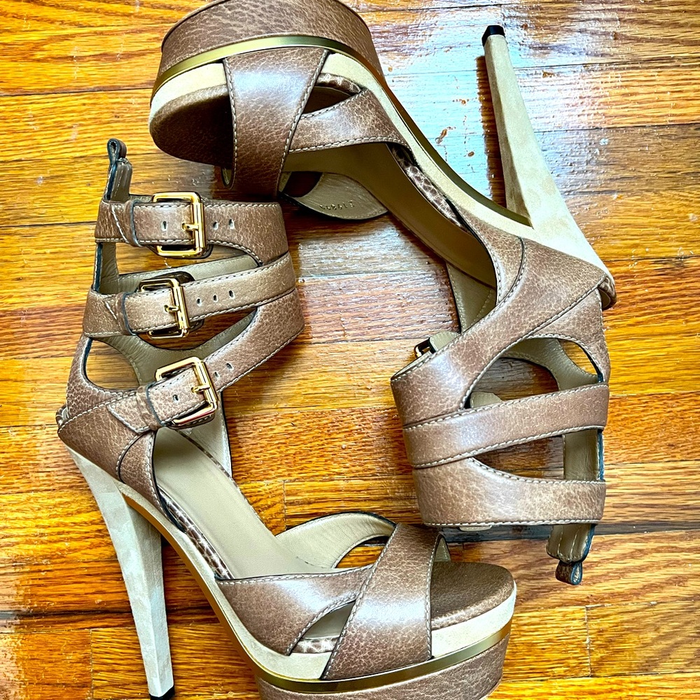 🛑SOLD🛑 Gucci Iman Triple Strap Platform Sandals